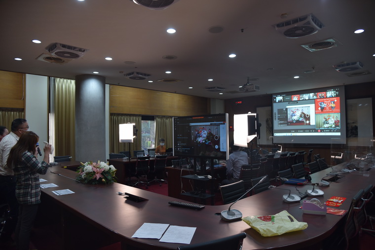 LIVE BROADCAST SCENE
