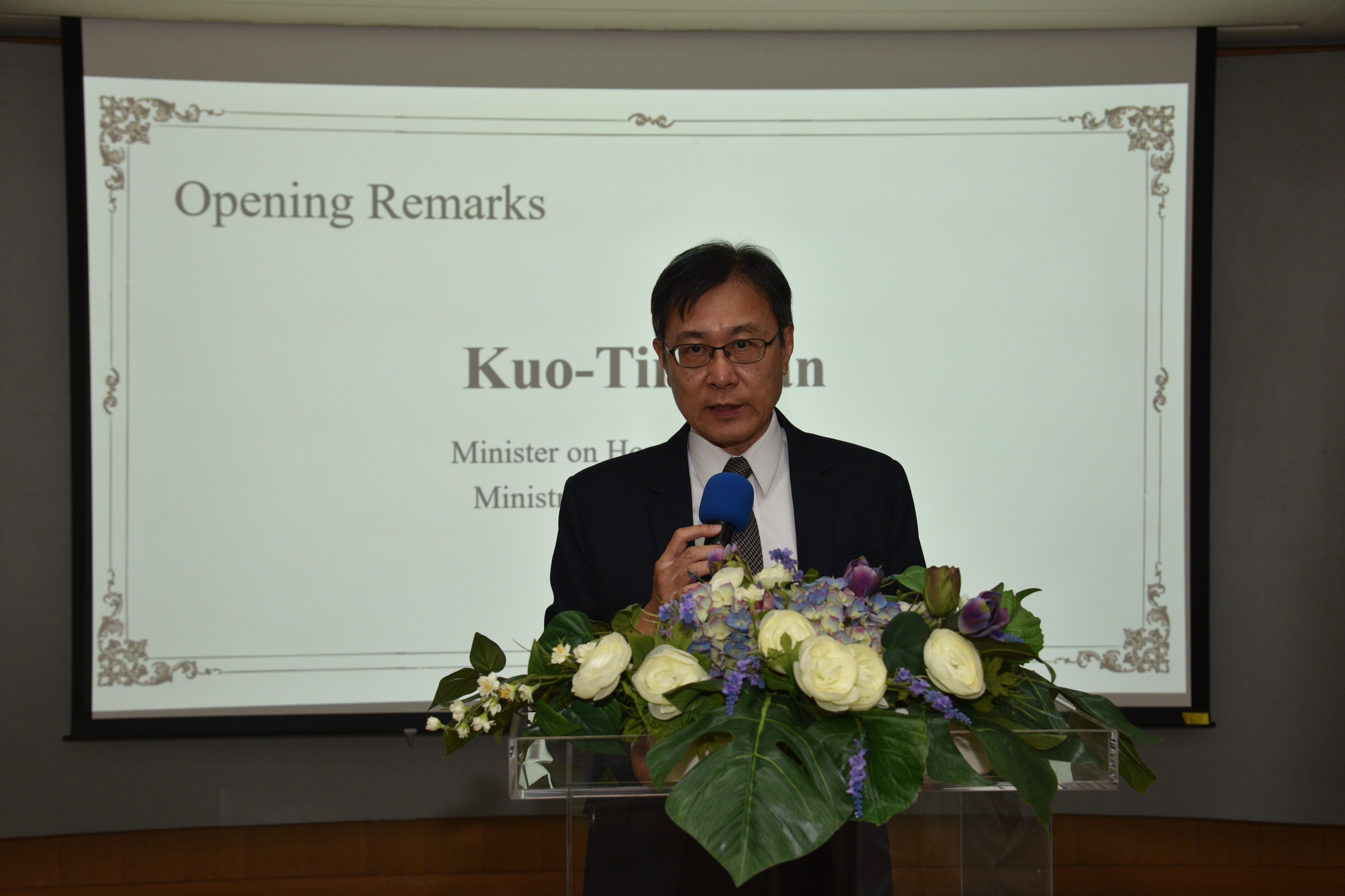 Minister Kuo-Ting Tan