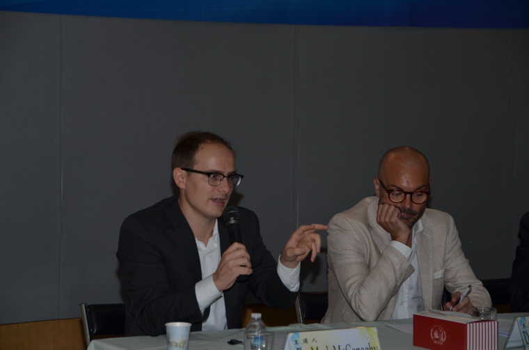 左起：DR. MARK MCCONAGHY、DR. STEFANO PELAGG