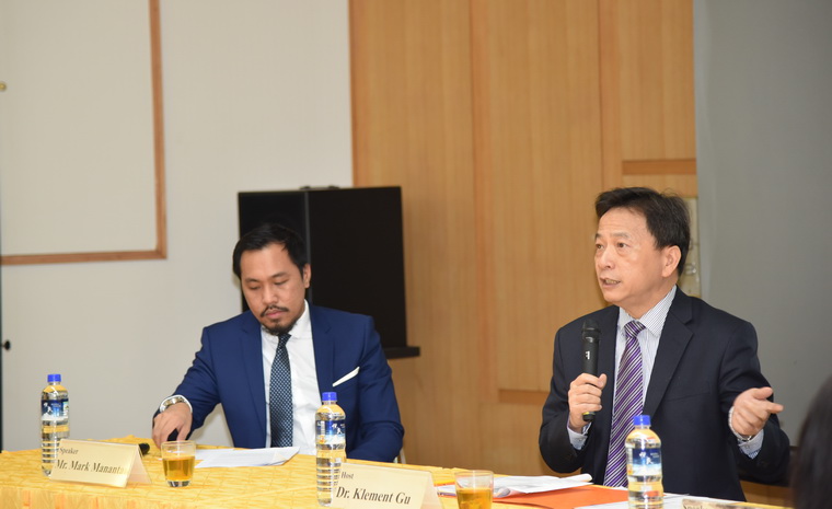 左起：Mr. Mark Manantan、谷瑞生主任